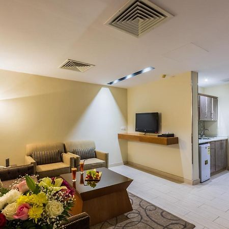 Al Muhaidb Al Diwan - Al Olaya Riyadh Exterior photo