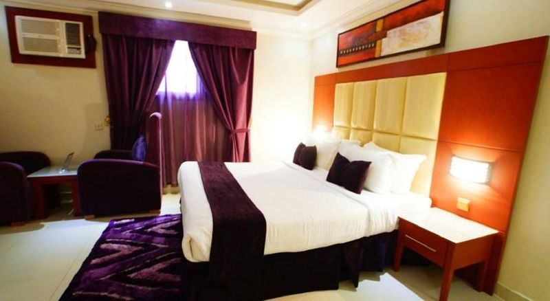 Al Muhaidb Al Diwan - Al Olaya Riyadh Exterior photo
