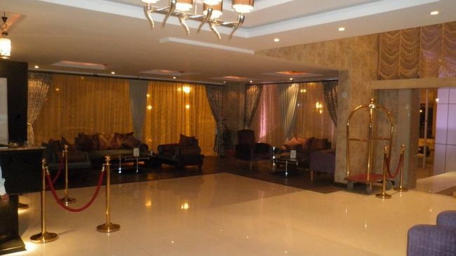 Al Muhaidb Al Diwan - Al Olaya Riyadh Exterior photo